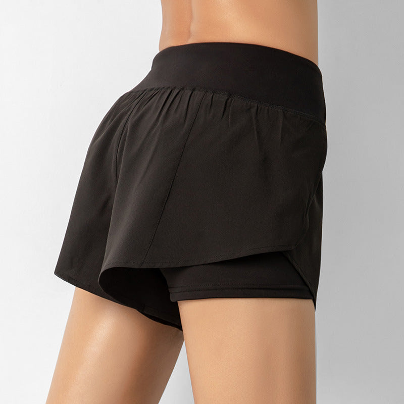 ACTIVE SHORTS for assured woman
