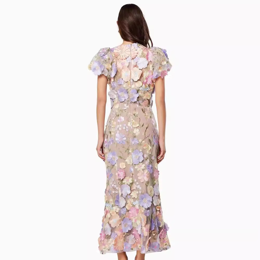 Women's Round Neck Embroidered Three-dimensional Flower Mid-length Dress